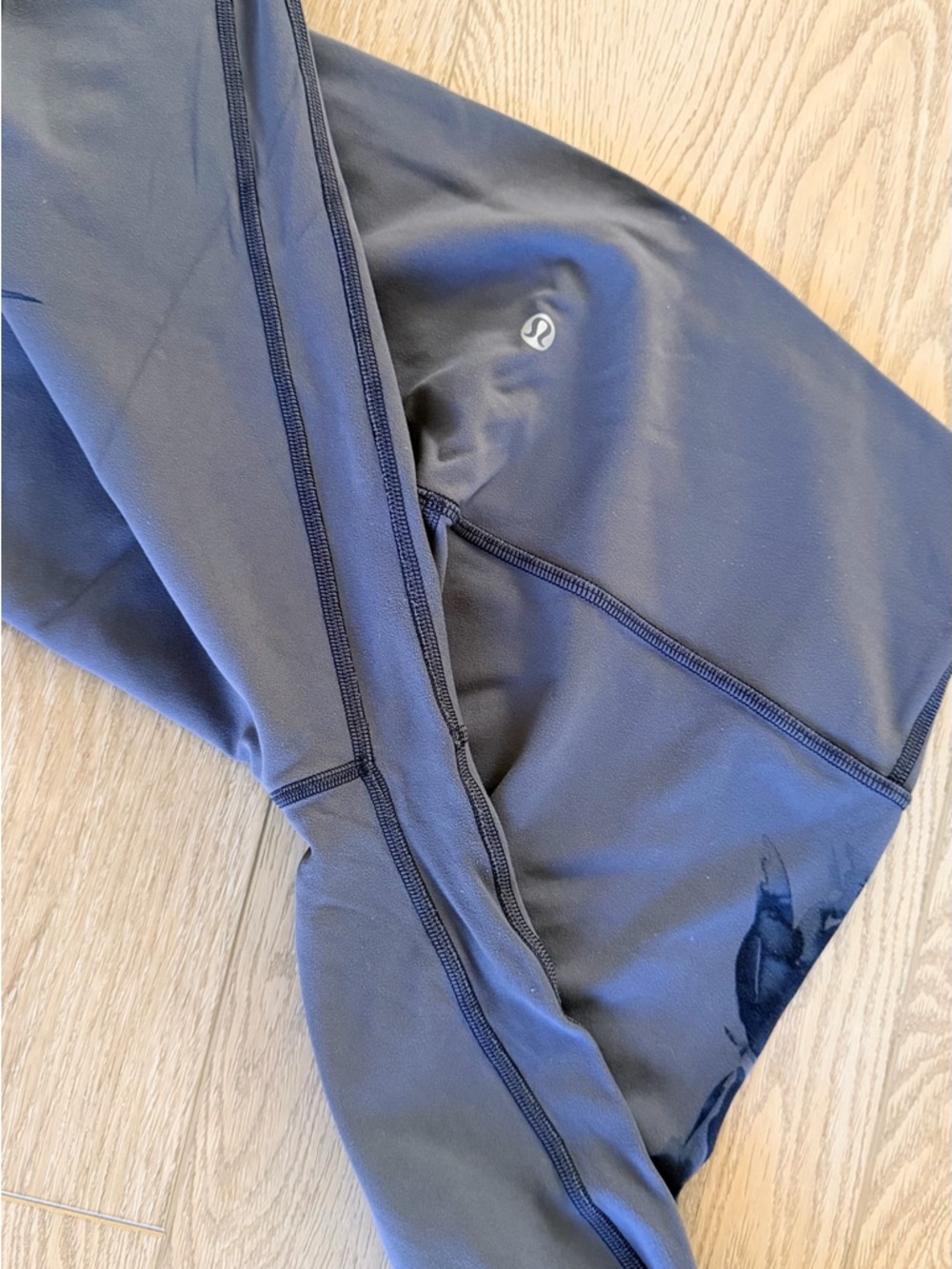 Lululemon Align Leggings 28 inch size 12 - Picture 3 of 4